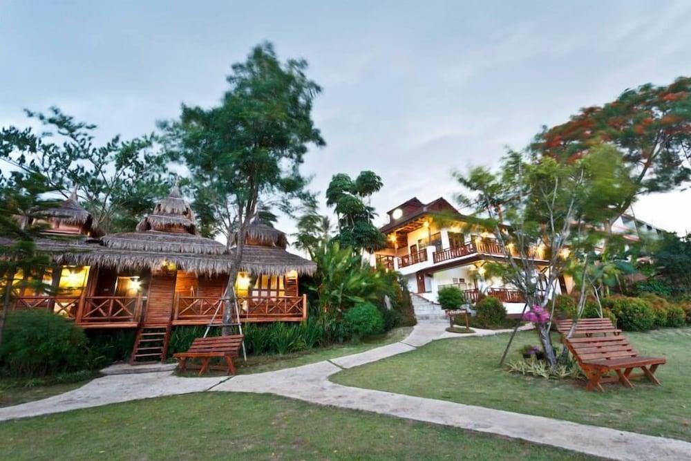 Gin'S Maekhong View Hotel Чианг Сеeн Екстериор снимка